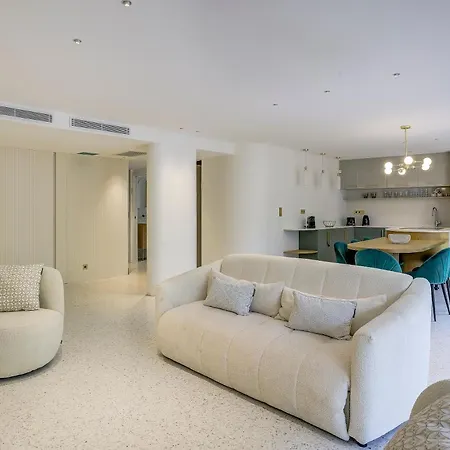Apartment Perle Rare Au Coeur De La Pinede Antibes