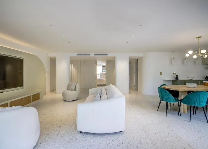 Perle Rare Au Coeur De La Pinede *