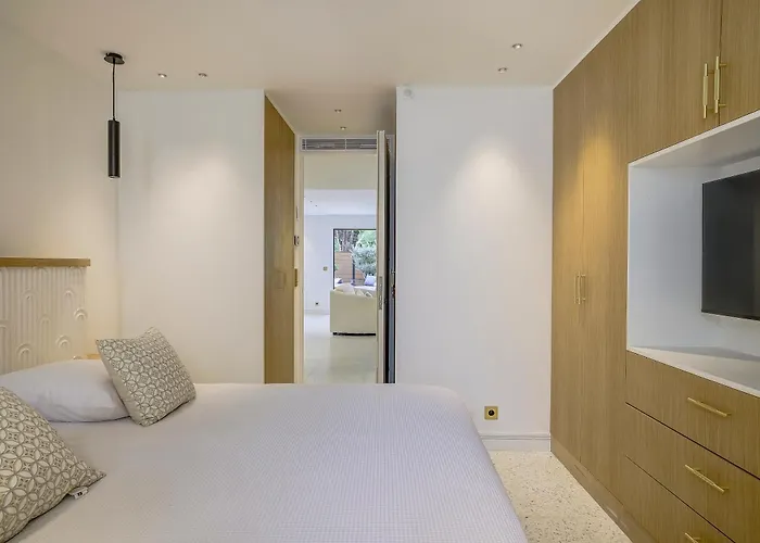 Apartment Perle Rare Au Coeur De La Pinede